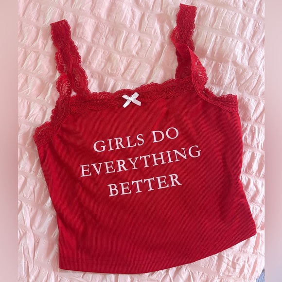 Girls do everything better lace tank top - Picture 3 of 4